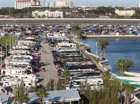 daytona 500 camping packages.